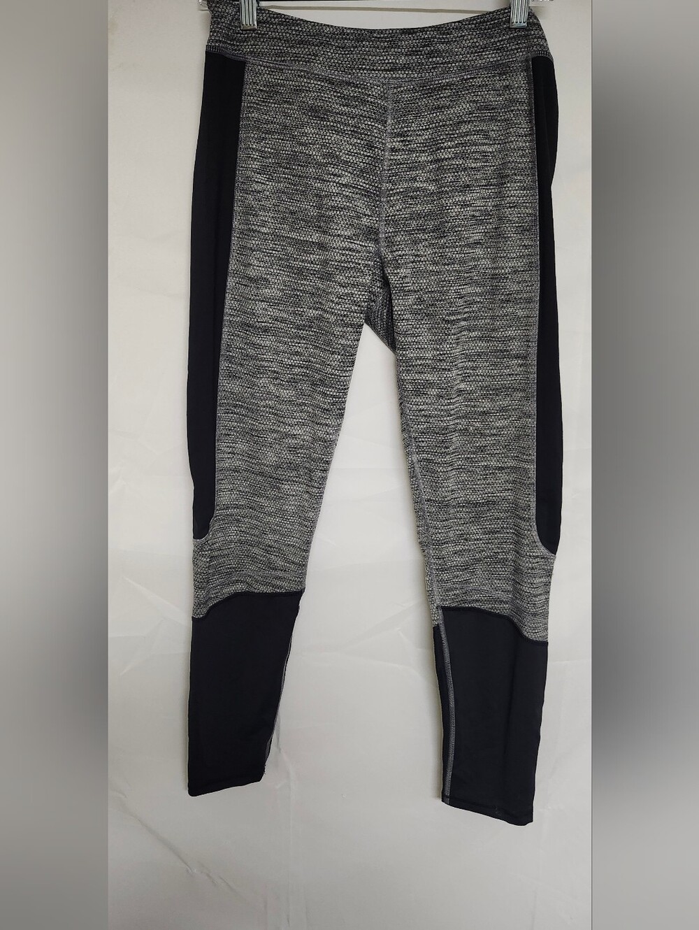 Womens' Gray & Black Athletic Leggings